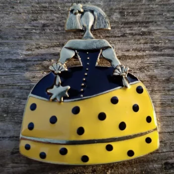 broche de meninas con esmaltado lunares amarillos